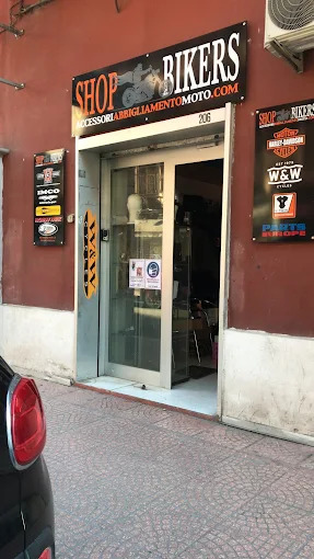Shop Bikers, entrata negozio